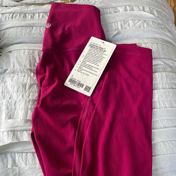 Lululemon align ribbed HR pant 28” - Picture 4 of 5